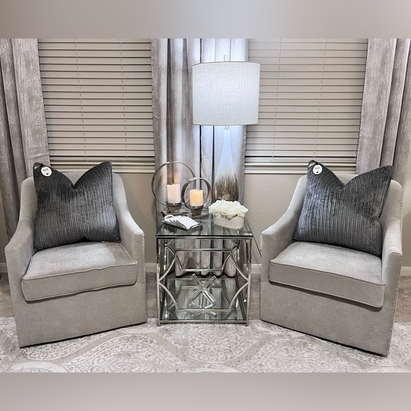 1-NWT CALLISTO HOME FUR/VELVET DECORATIVE PILLOW (Read description for details) - Picture 9 of 17